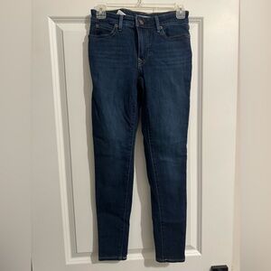 Size 25 711 Levi’s skinny jeans